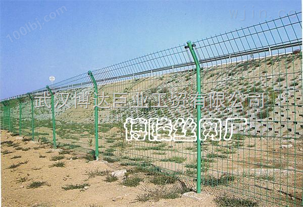 公路护栏网防护隔离铁丝网